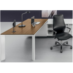 Escritorio de oficina en laminado