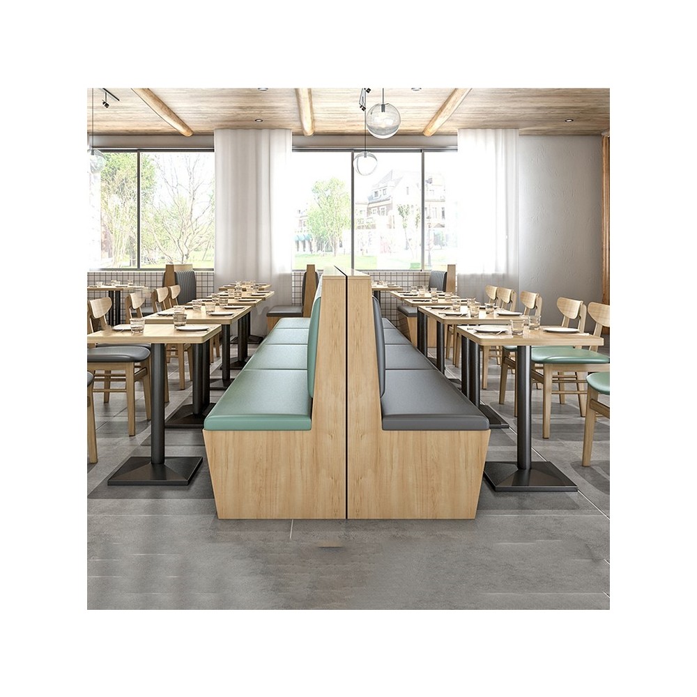 Juego De Mesas Y Sillas De Madera