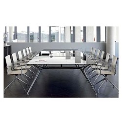 Sala de Juntas / Apilables Trilogy