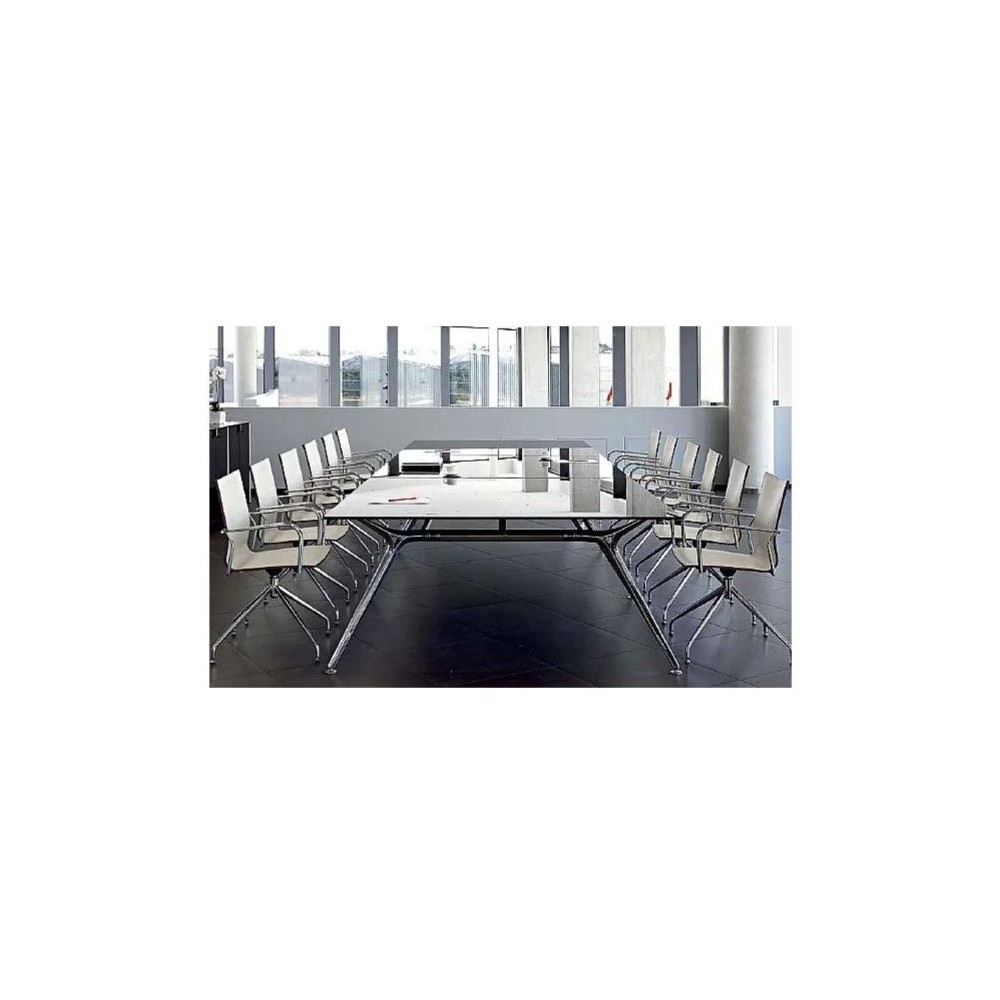 Sala de Juntas / Apilables Trilogy