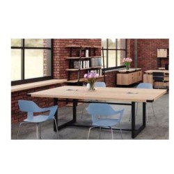 Sala de Juntas / Cherryman Amber